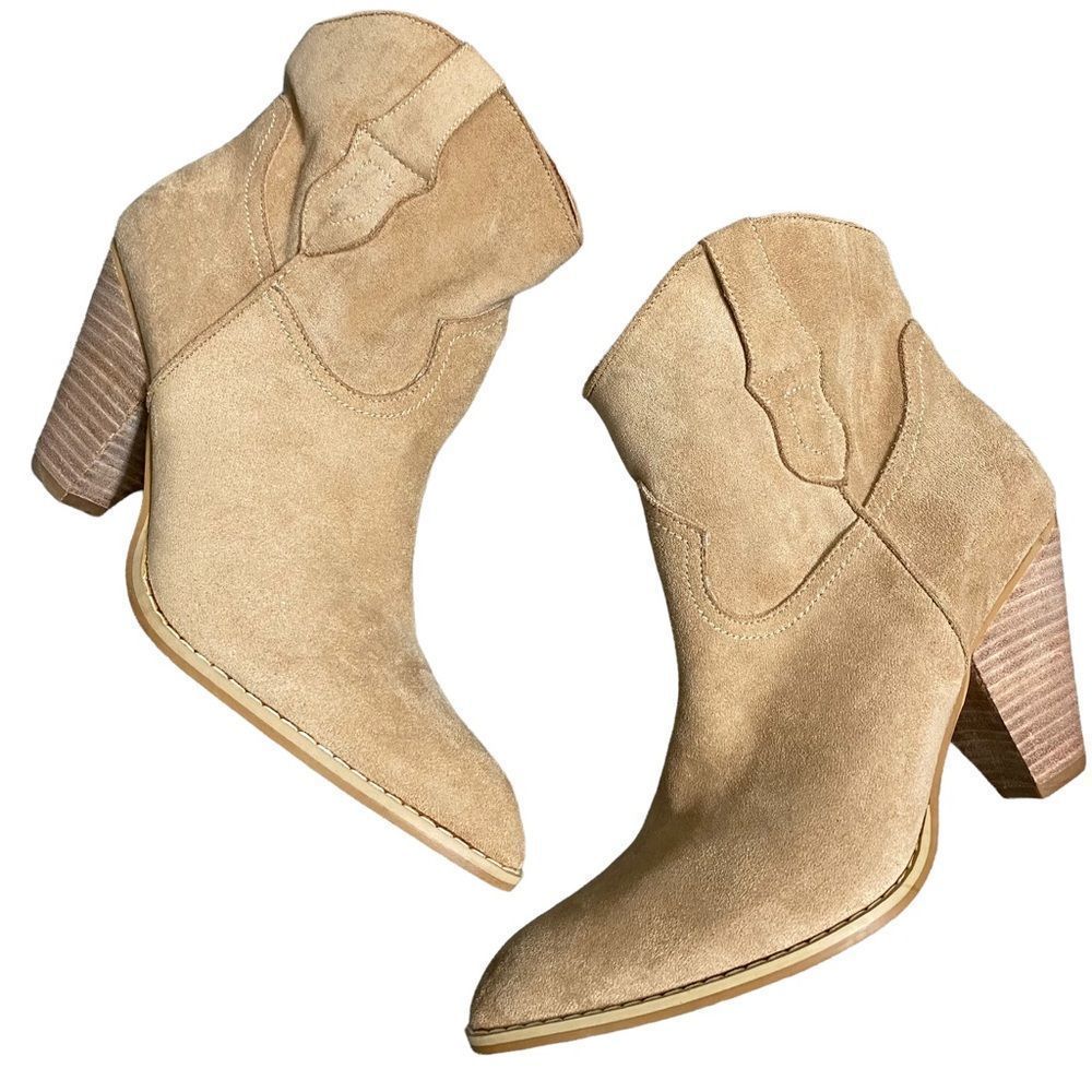 Mi.iM Faux Suede Heeled Western ankle Boots 7.5